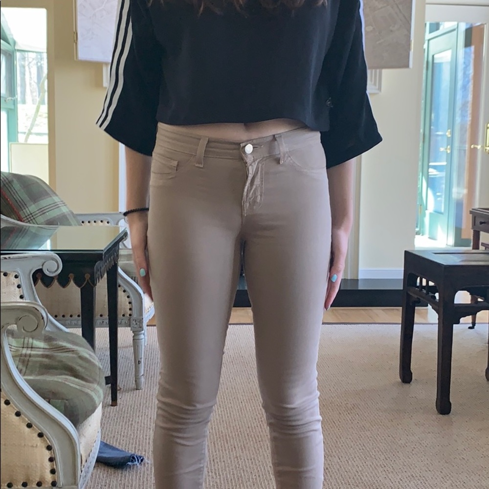 BARELY WORN Skinny Khakis